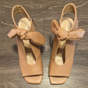 Elegant Tan Peep-Toe Heels